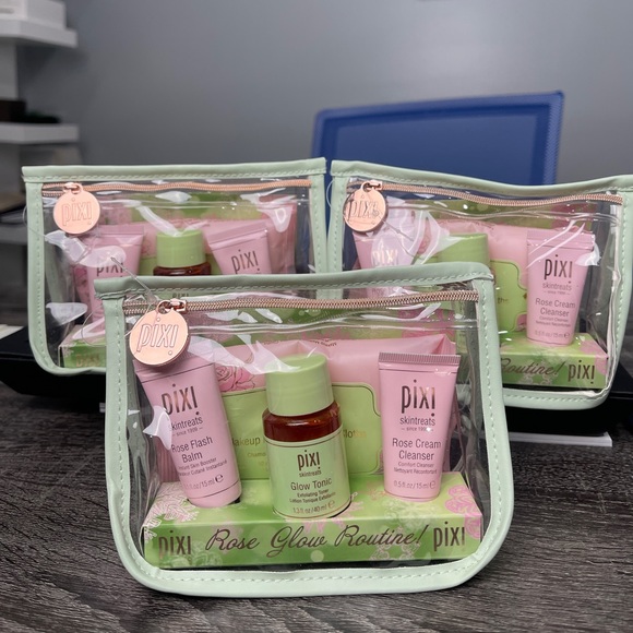 PIXI ROSE GLOW ROUTINE (3 SETS) - Picture 5 of 6